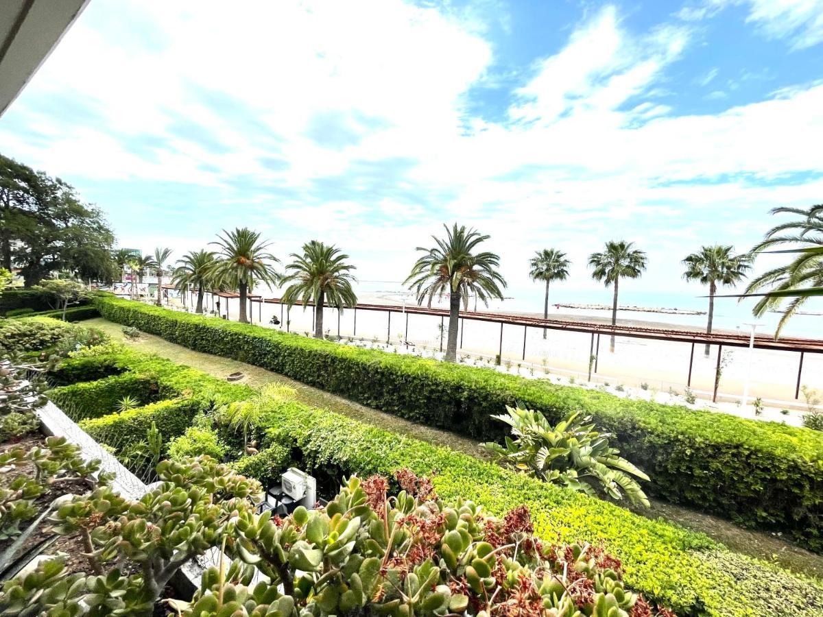 Plage Landsberg - Saint-Laurent-Du-Var Exteriér fotografie