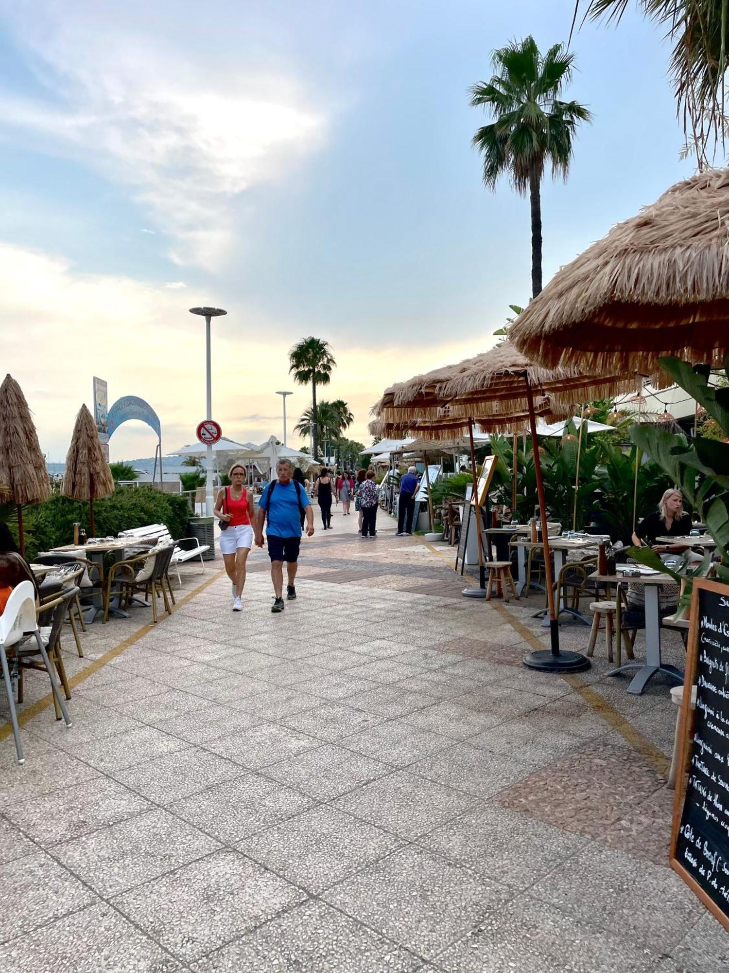 Plage Landsberg - Saint-Laurent-Du-Var Exteriér fotografie